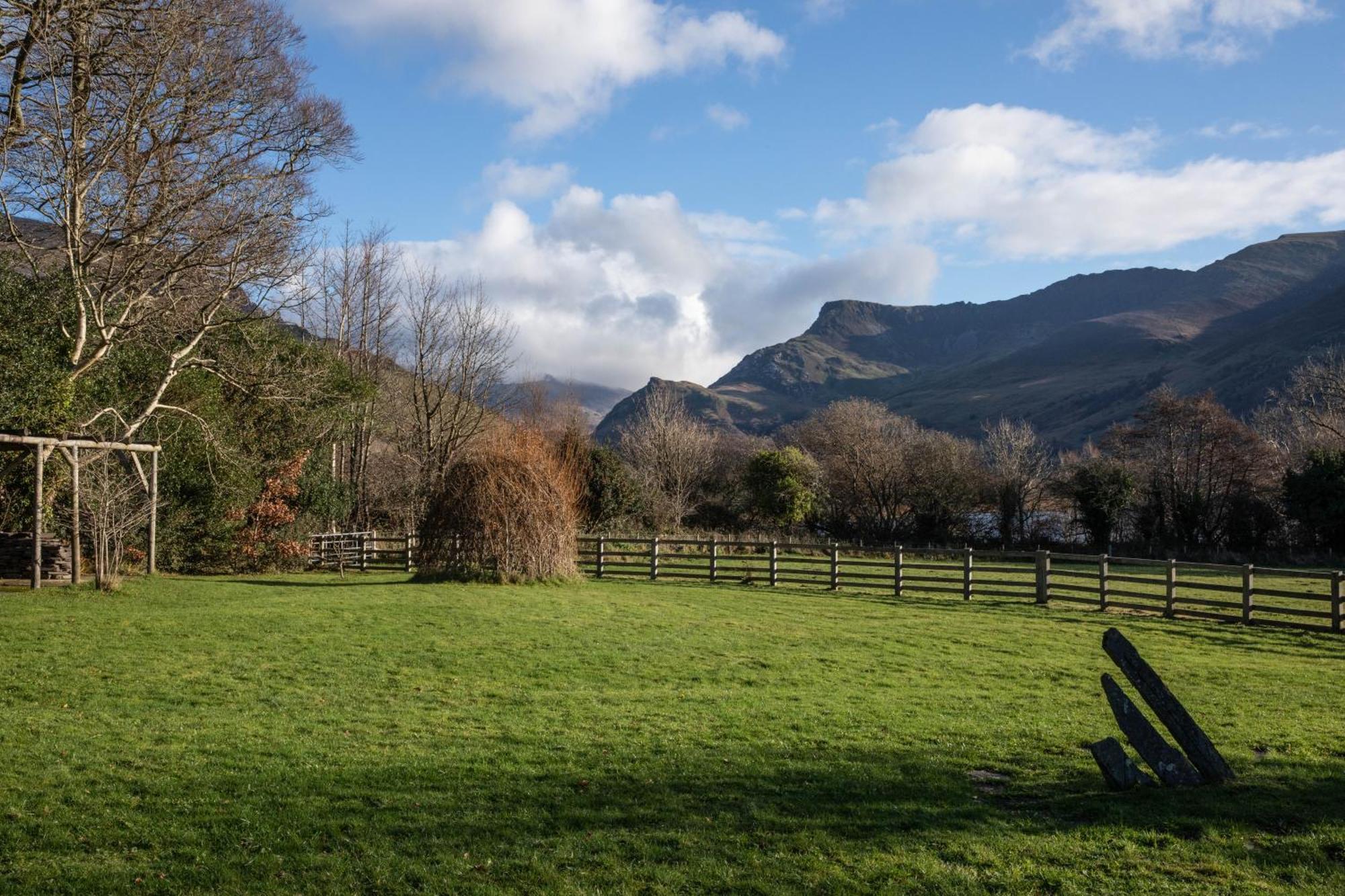 Nantlle Trigonos - Quiet, Peaceful, Vegetarian B&B And Retreat Centre المظهر الخارجي الصورة