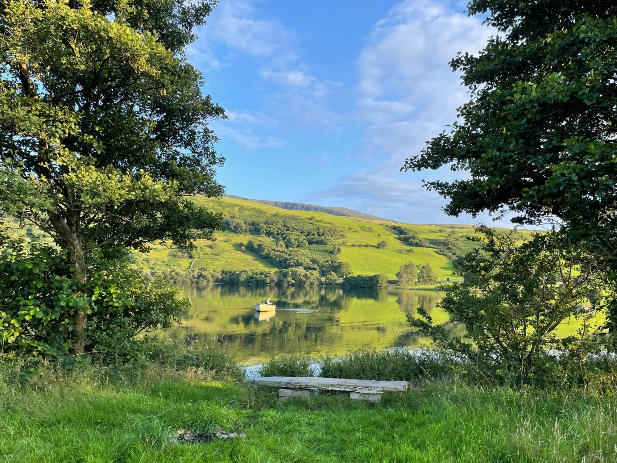 Nantlle Trigonos - Quiet, Peaceful, Vegetarian B&B And Retreat Centre المظهر الخارجي الصورة